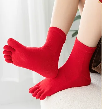 2023 Velký Červený Pět Prstů Ponožky Pro Ženy, Muže Nový Rok Červené Uprostřed Trubice Ponožky Bavlněné pot absorbující Podzim Zima Pár Ponožek